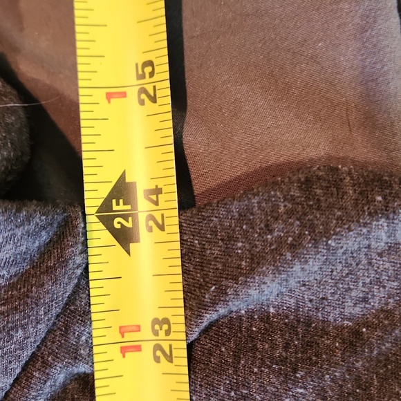 Graphic tee, size 3x by Very Important Tee District. - Picture 4 of 5